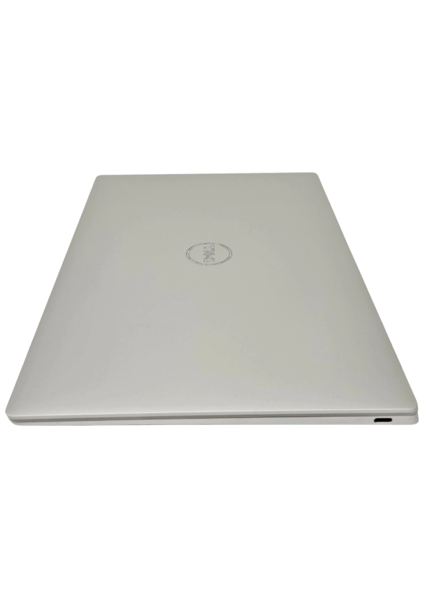 Bezramkowy aluminiowy ultrabook Dell XPS 9320 i5-1240P 16GB 512GB SSD 13,4